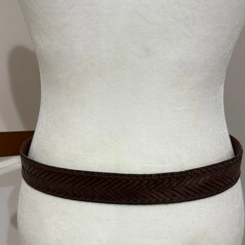 Fossil Two-Tone Leather Belt with Gold Buckle Size Medium